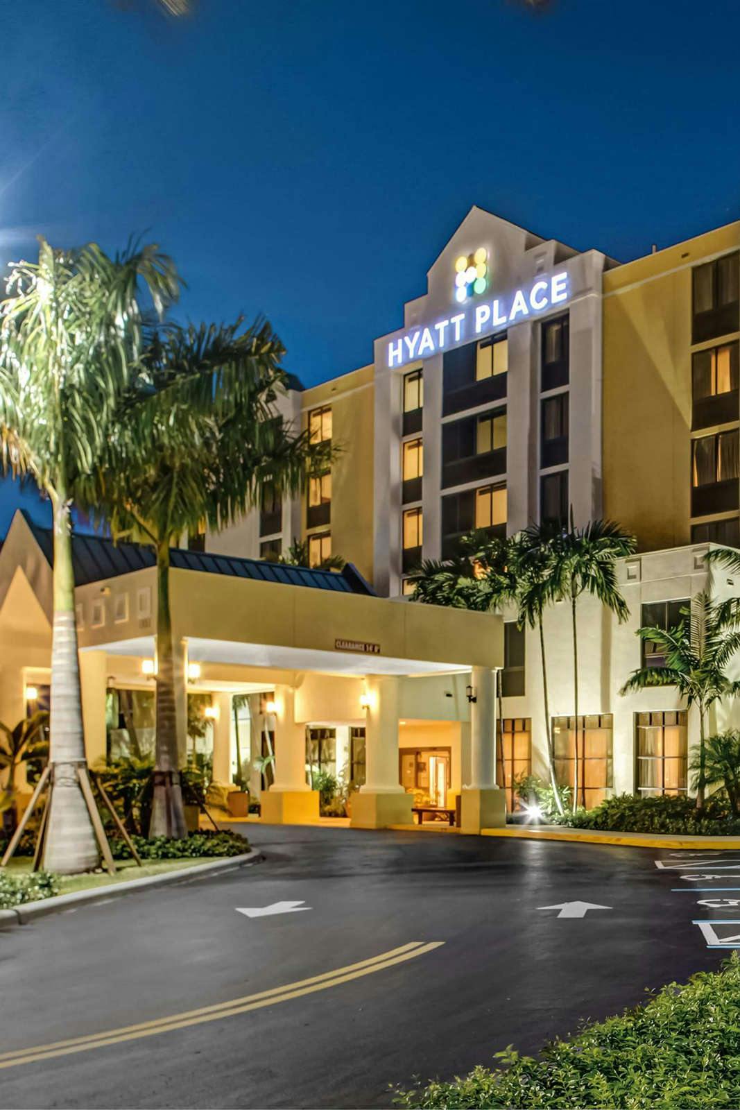 Hotel Hyatt Place Fort Lauderdale Cruiseport photo 1