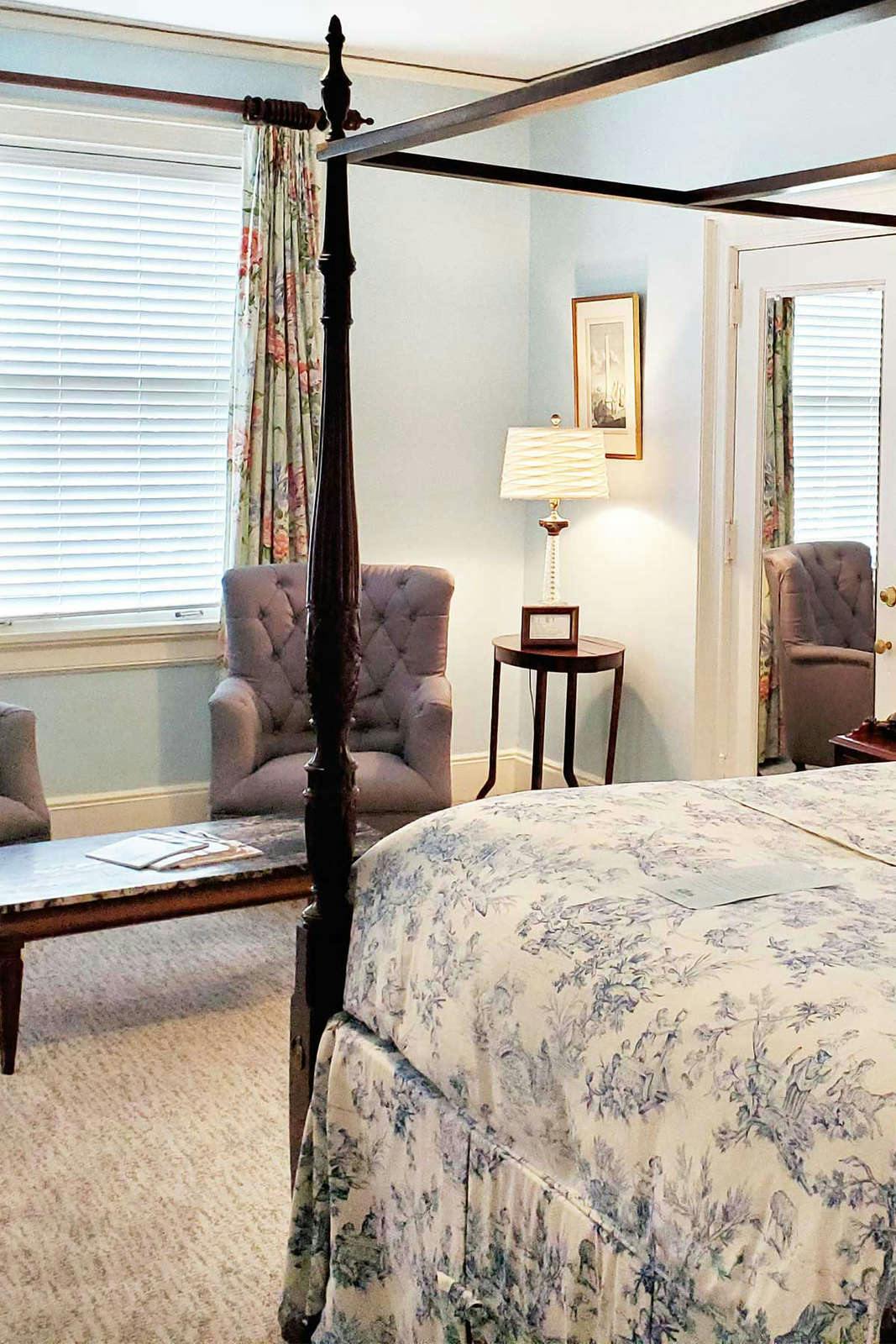 Hotel The Morehead Inn photo 2