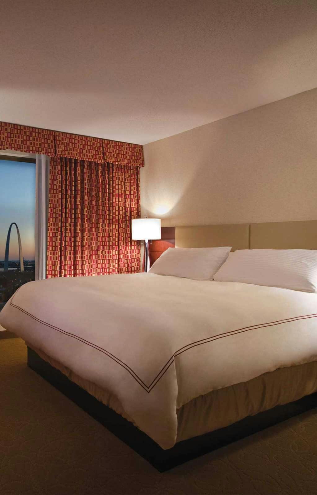 Hotel HoteLumière at the Arch - A Caesars Rewards Destination photo 1