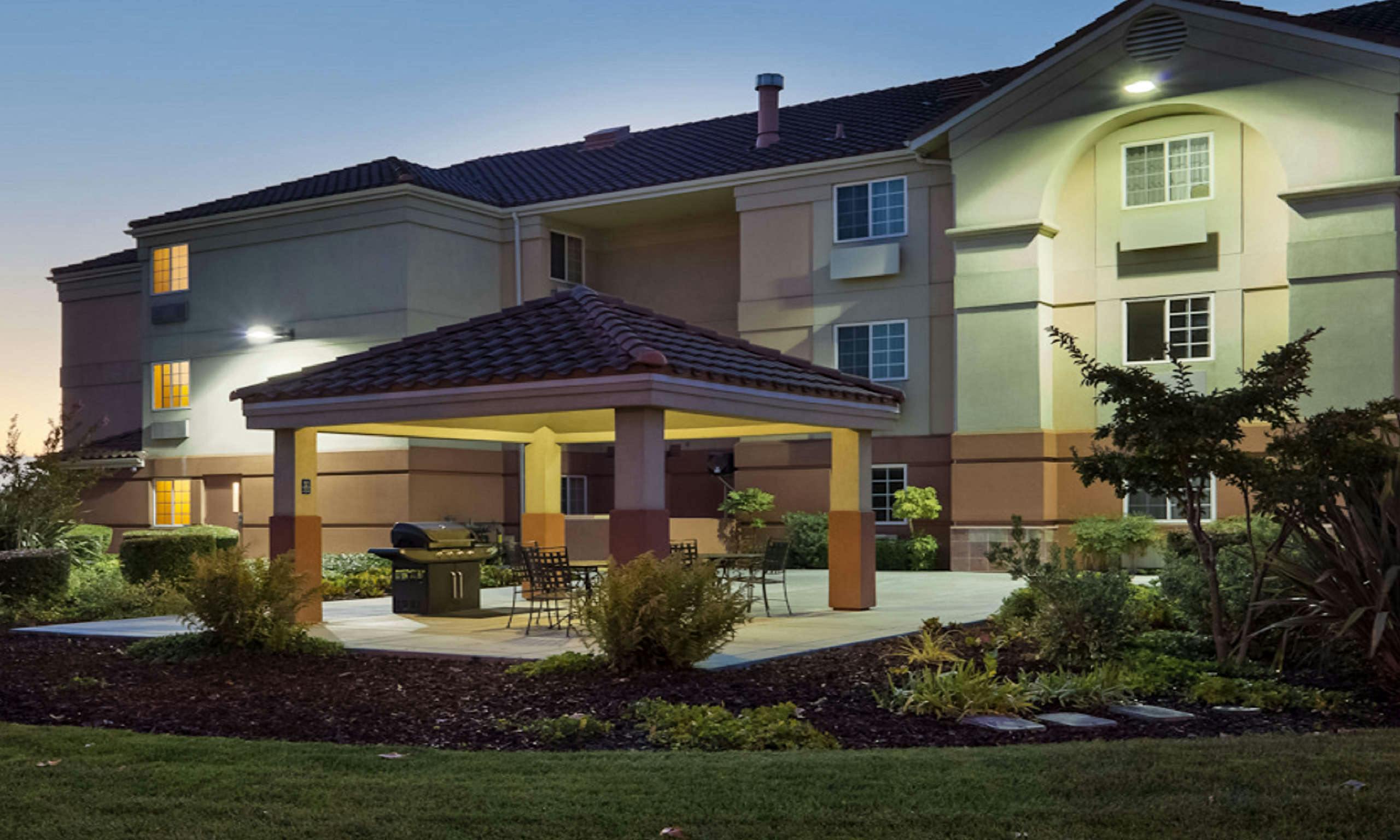 Hotel Sonesta Simply Suites Silicon Valley Santa Clara photo 3