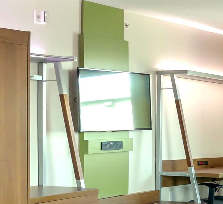 Hotel Holiday Inn Express & Suites Miami Airport East photo 3