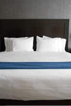 Hotel Holiday Inn Express Hotel & Suites Kansas City Medical Center photo 1