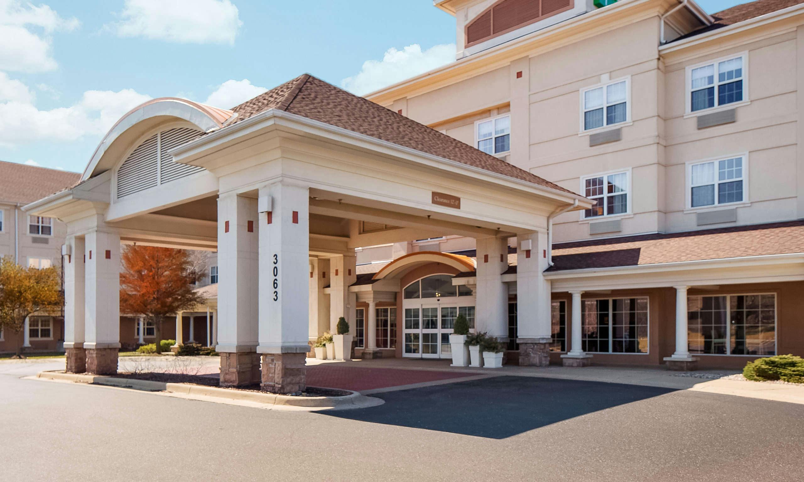 Holiday Inn Grand Rapids Airport