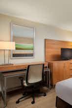 Hotel Holiday Inn Grand Rapids Airport photo 4