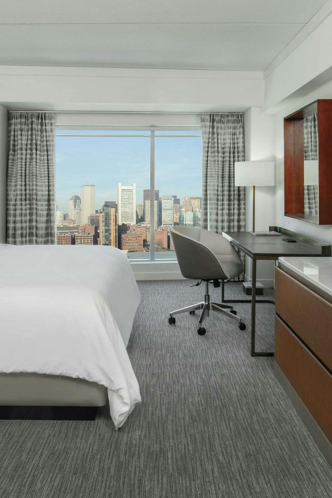 Hotel The Westin Boston Seaport District photo 3