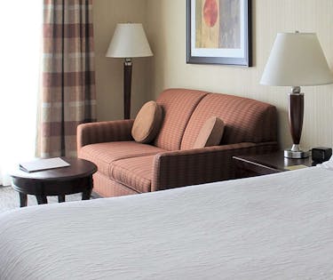 Hilton Garden Inn Toronto Airport Toronto Yyz Hoteltonight