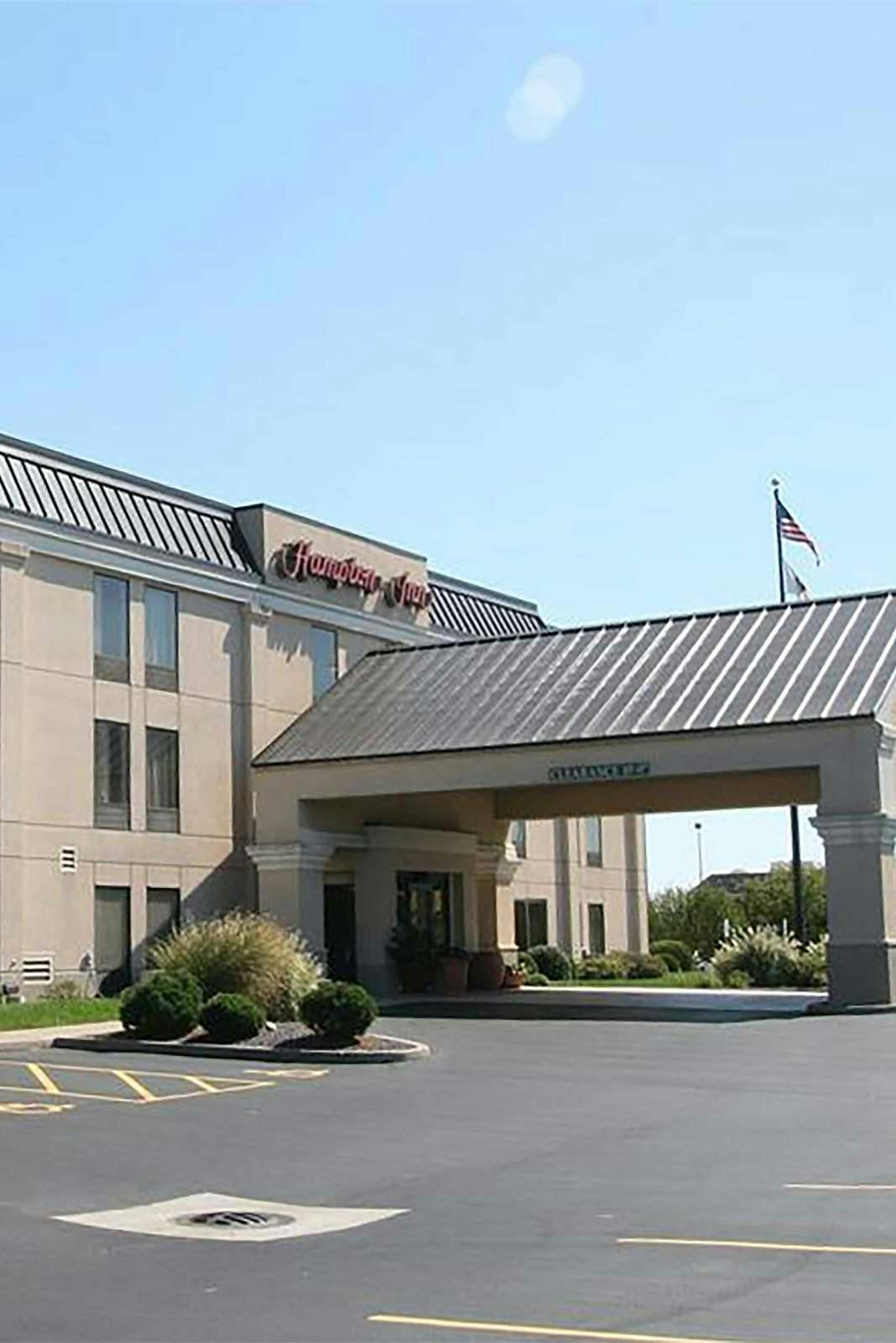 Hotel Hampton Inn Marion photo 3
