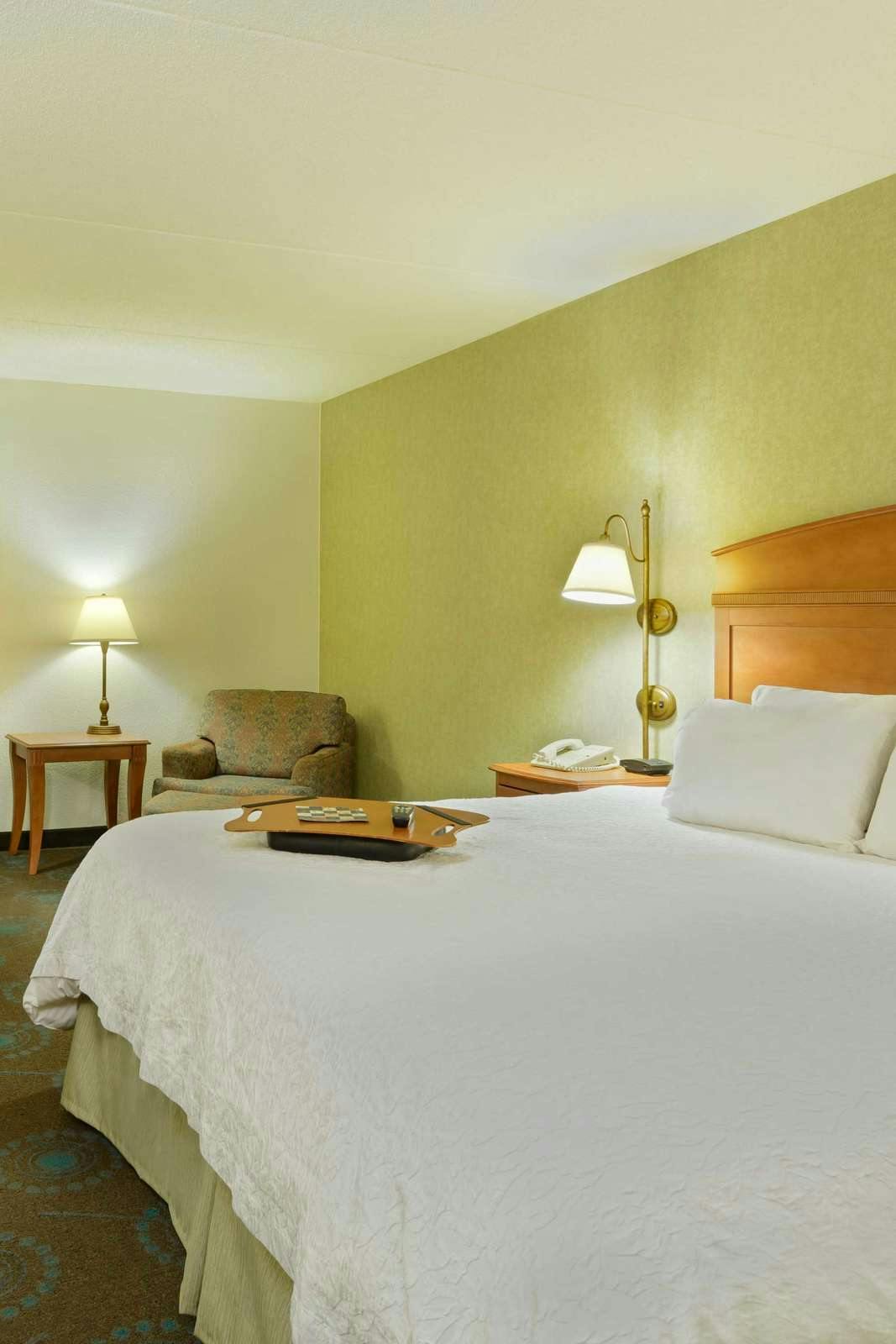 Hotel Hampton Inn Marion photo 1