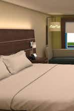 Hotel Holiday Inn Express & Suites Denver - Aurora Medical Campus photo 1