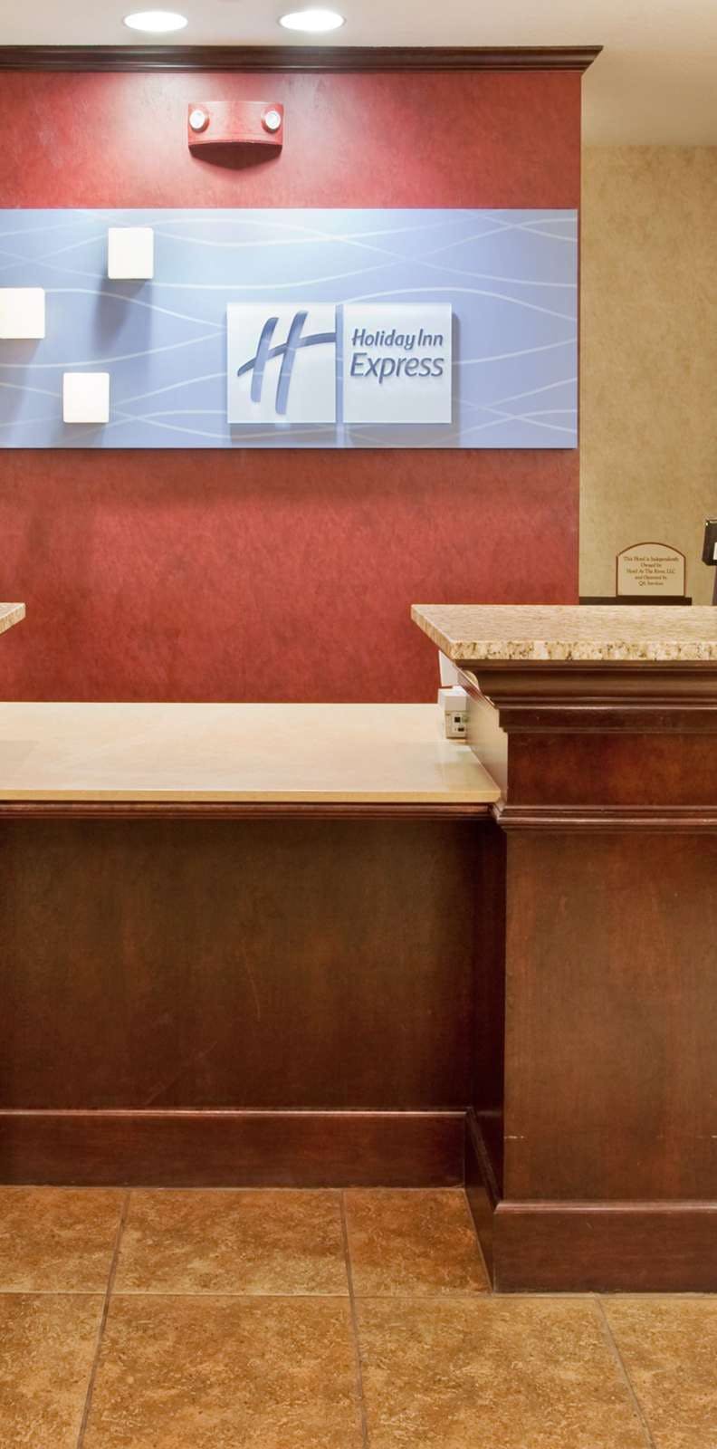 Hotel Holiday Inn Express Hotel & Suites Andover photo 4