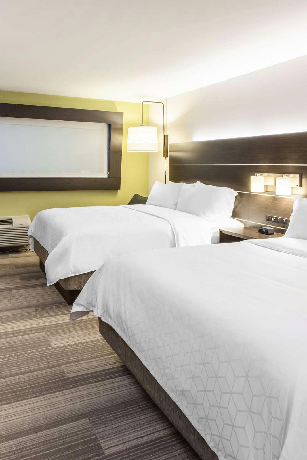 Hotel Holiday Inn Express Jacksonville South Bartram Park photo 3