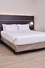 Hotel Holiday Inn Express Bethlehem photo 1
