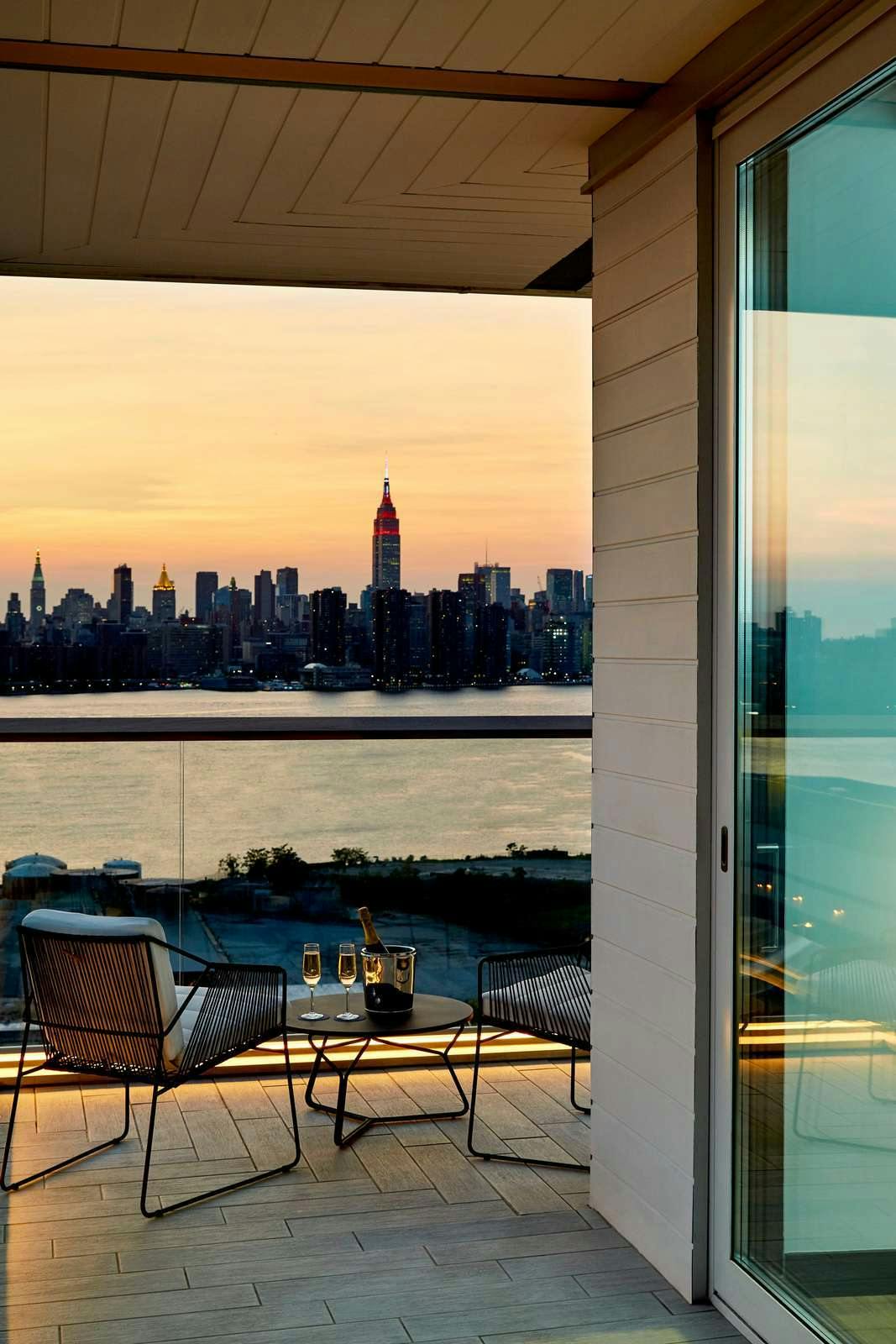 Hotel The William Vale - Gotham Corner Suite photo 3