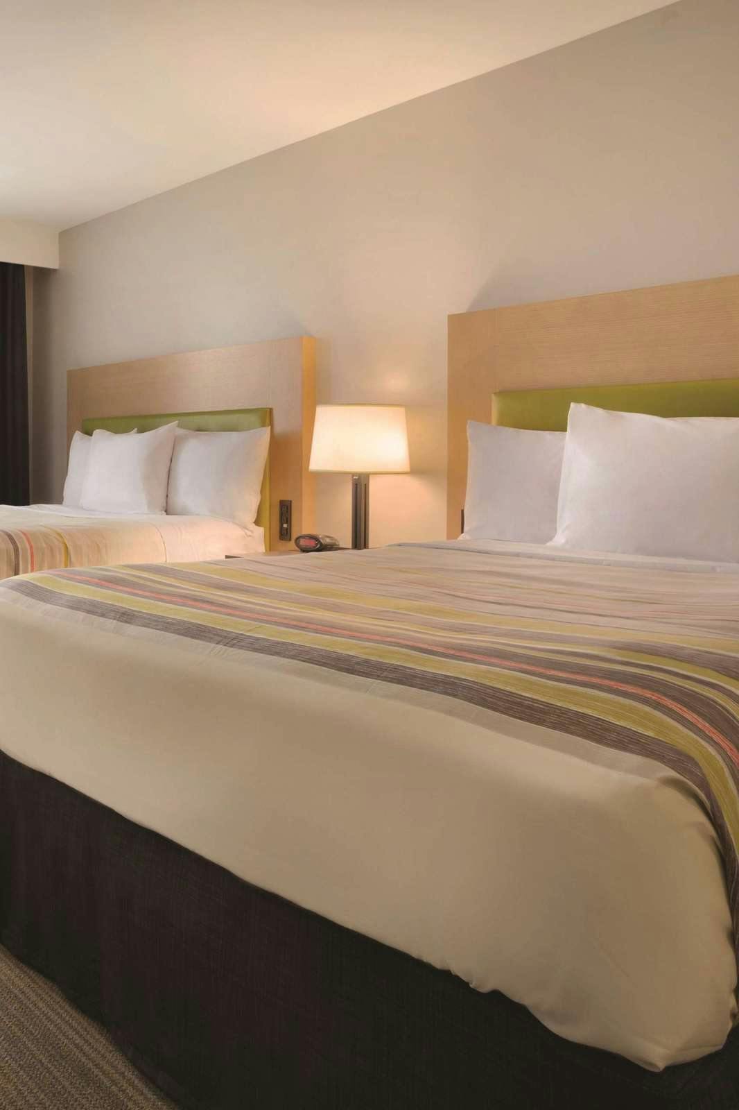 Hotel Country Inn & Suites by Radisson, Greensboro, NC photo 2