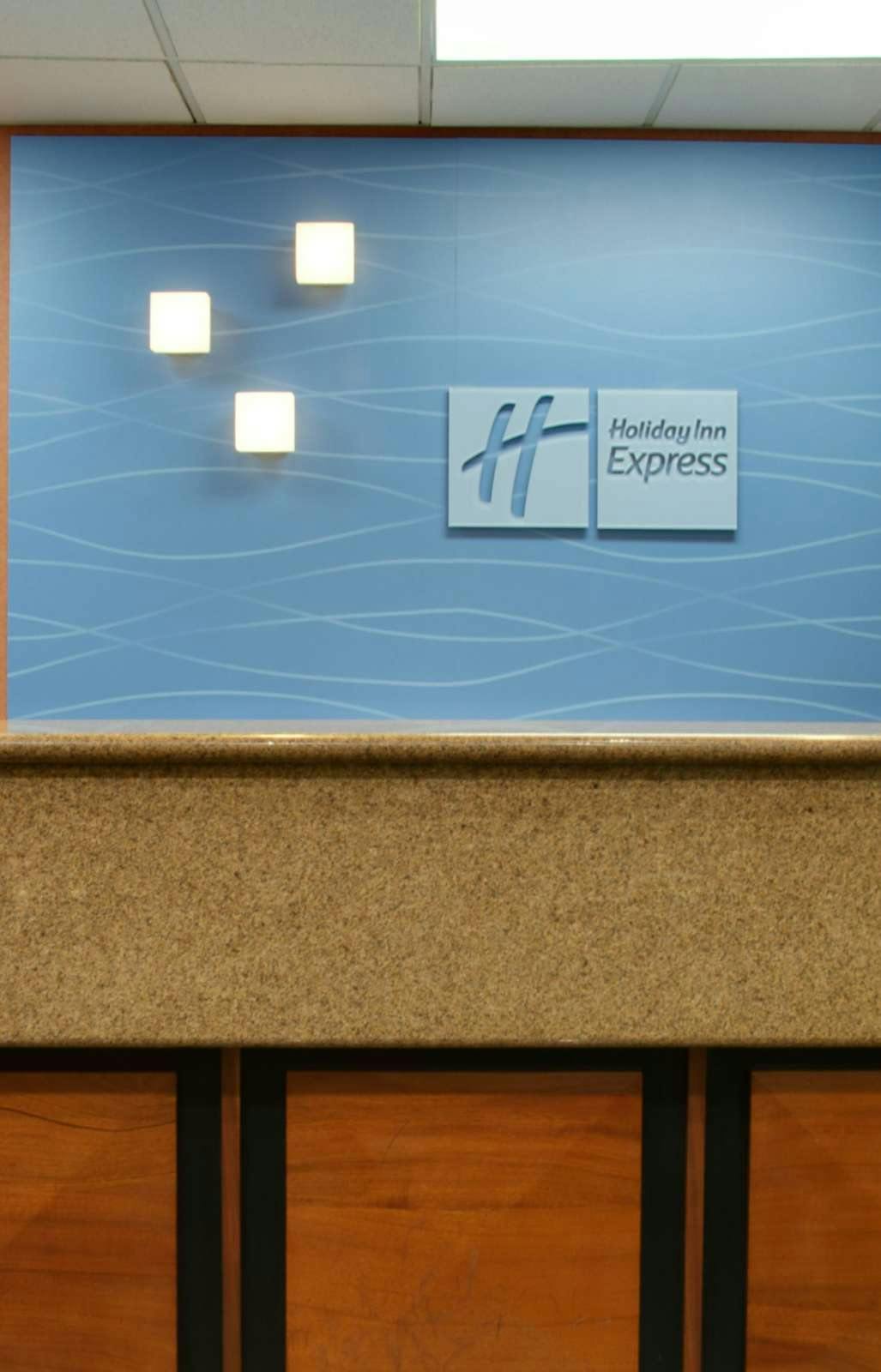 Hotel Holiday Inn Express Hotel & Suites Houston Memorial Park photo 4