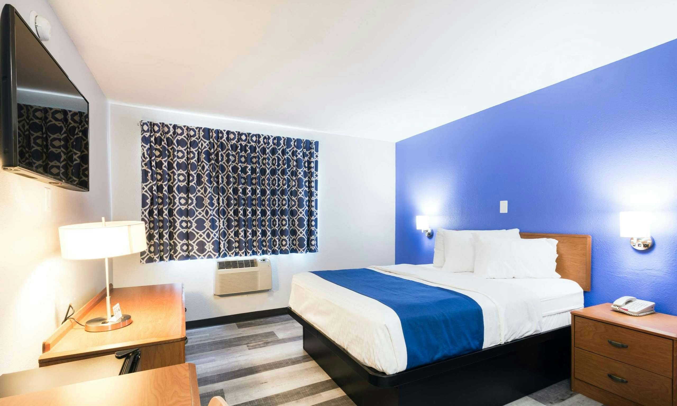 Americas Best Value Inn East Peoria