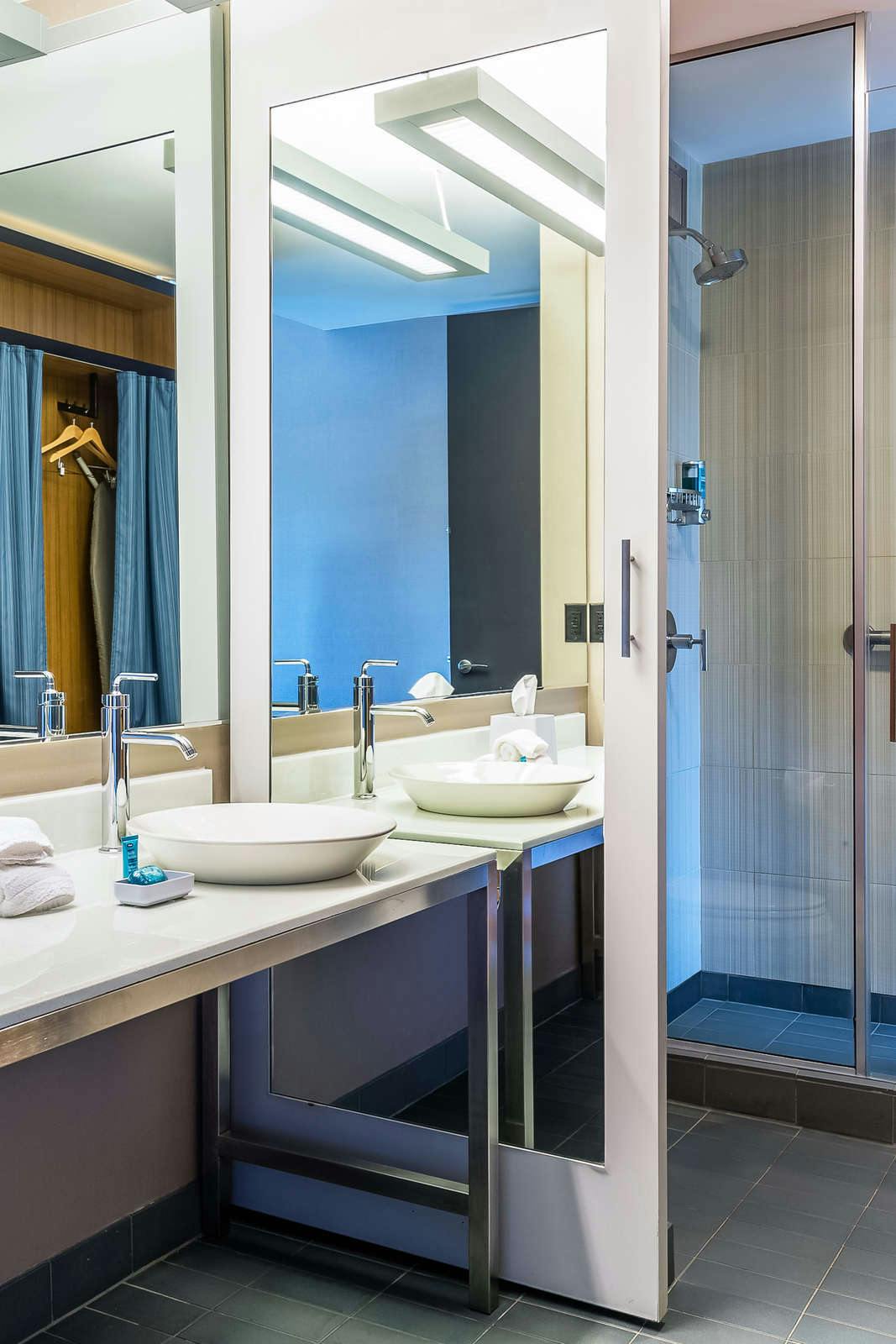 Hotel Aloft Lexington photo 4