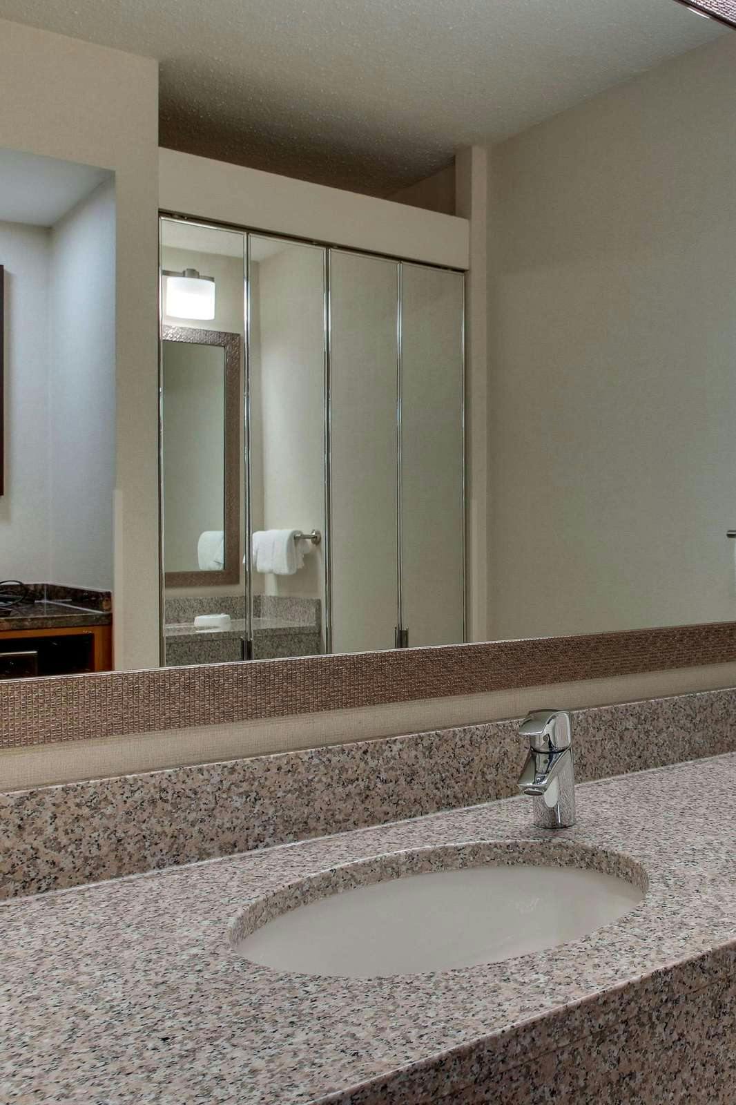 Hotel Pear Tree Inn St Louis Airport photo 4