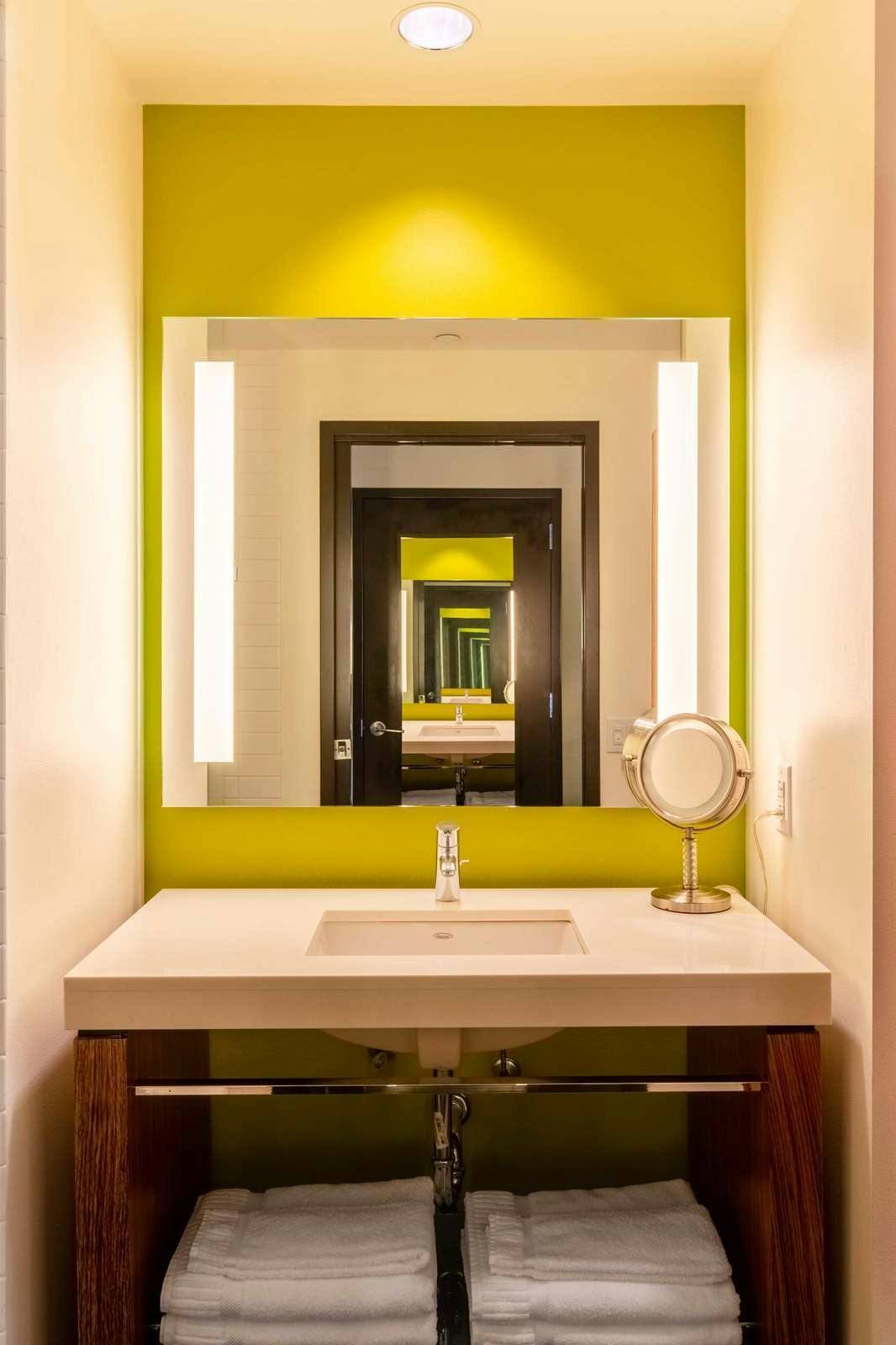 Hotel The Moran CITYCENTRE in West Houston photo 3