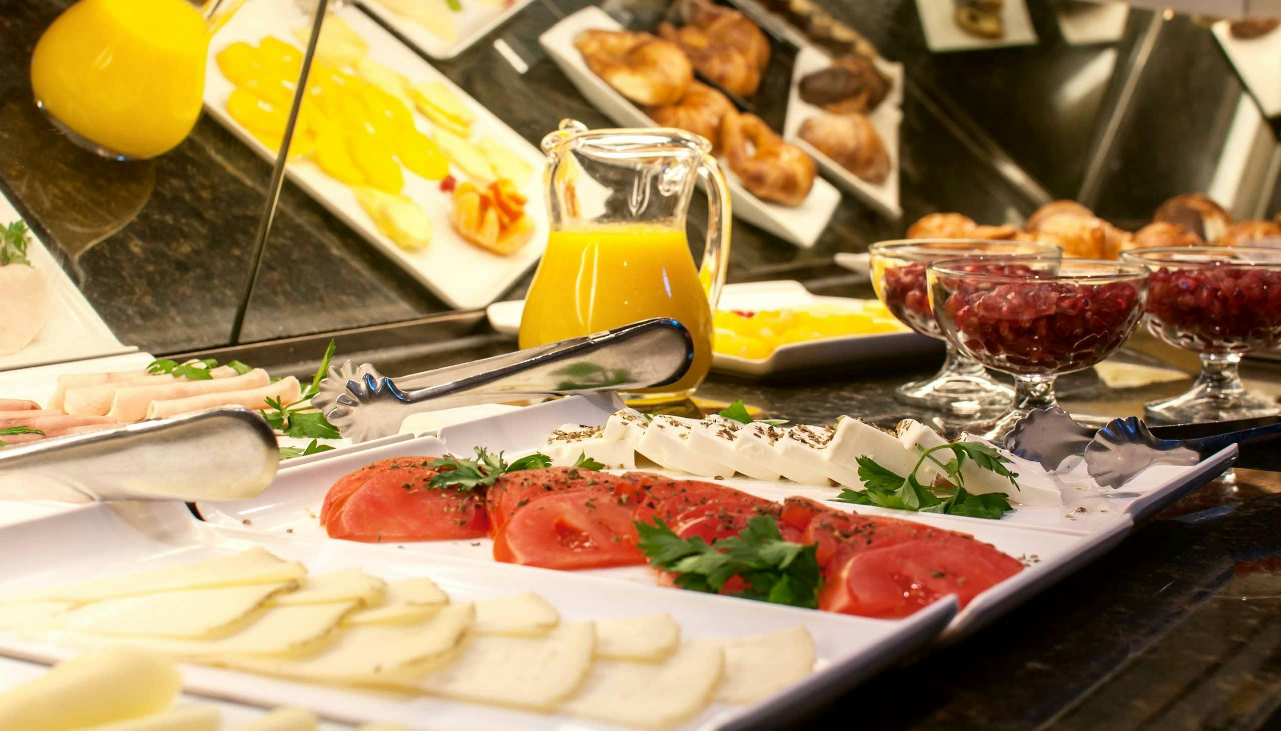 Hotel chic&basic Reding photo 4