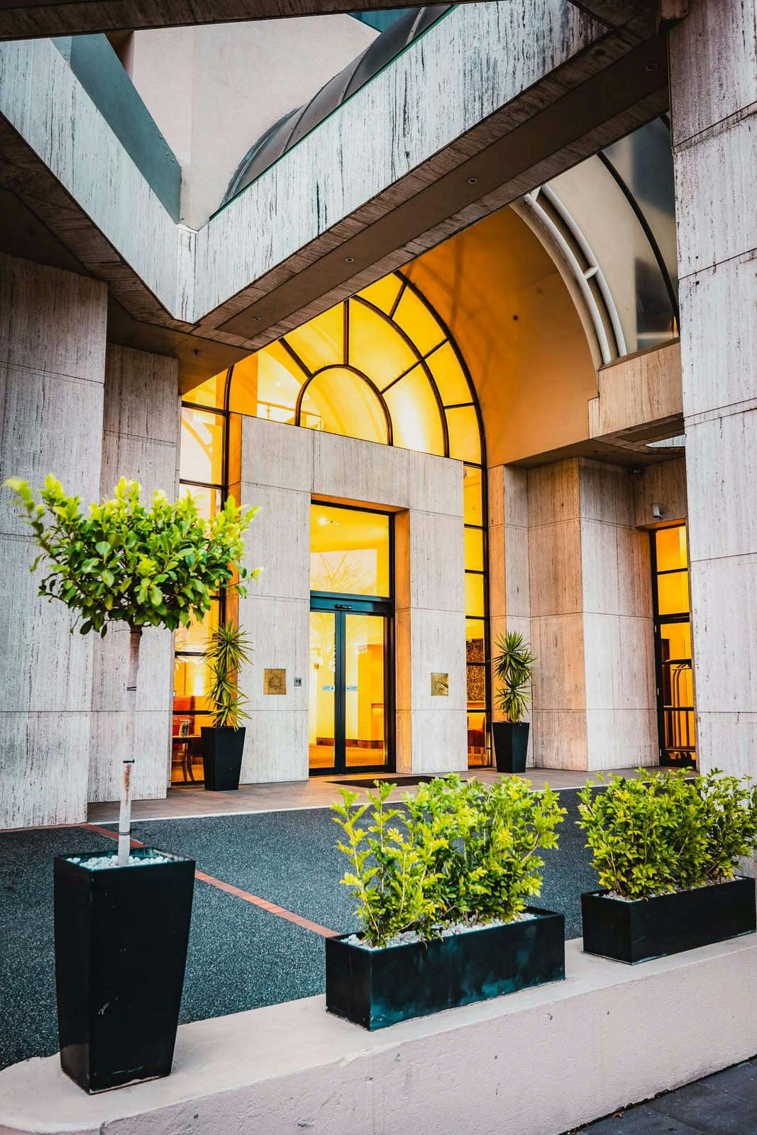 Hotel View Melbourne photo 1