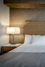 Hotel Monte Carlo Inn Vaughan Suites photo 2