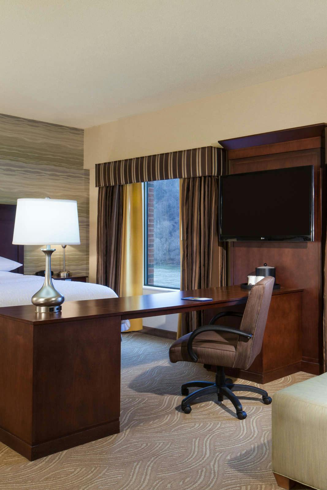 Hotel Hampton Inn & Suites Pittsburgh/Waterfront-West Homestead,PA photo 2