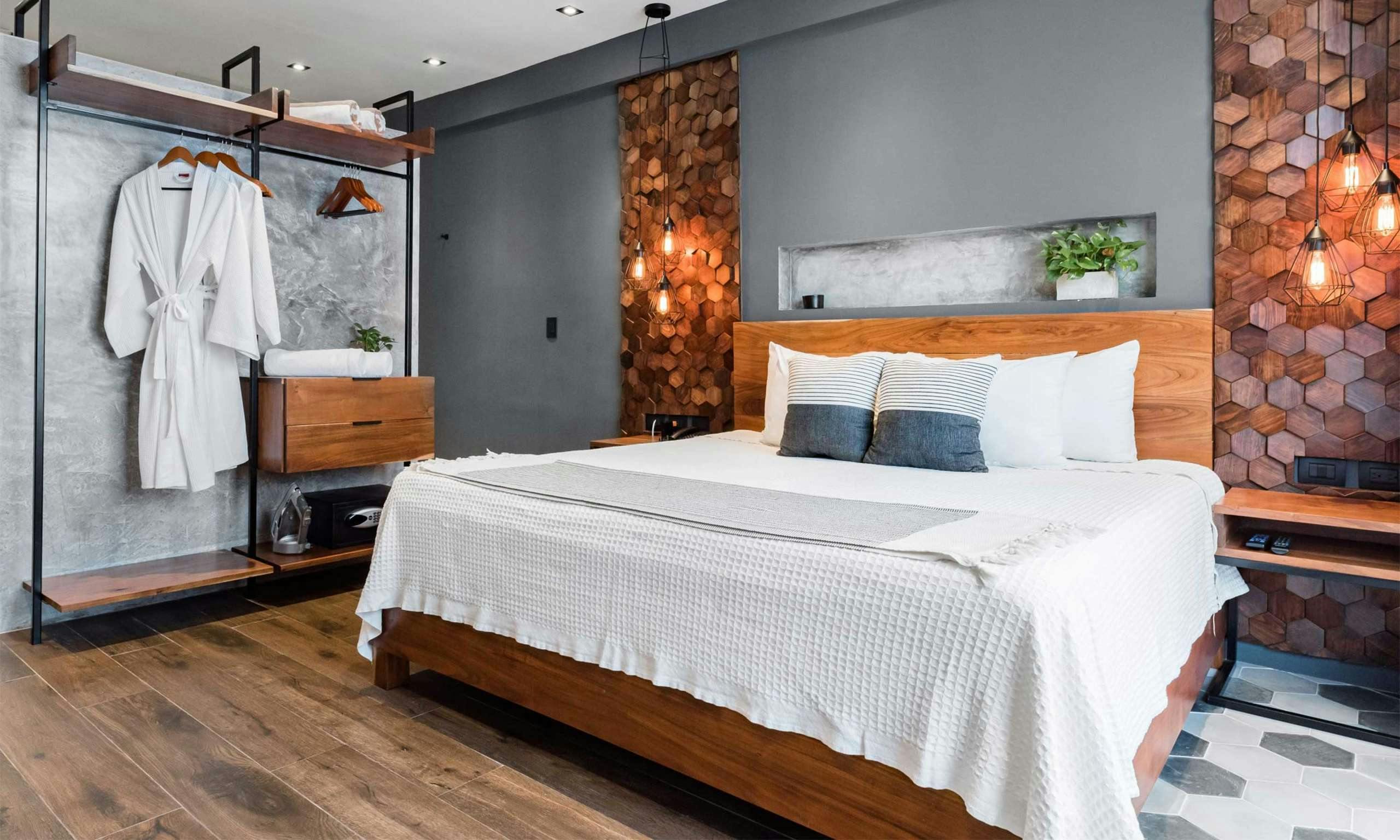 Life Boutique Condo
