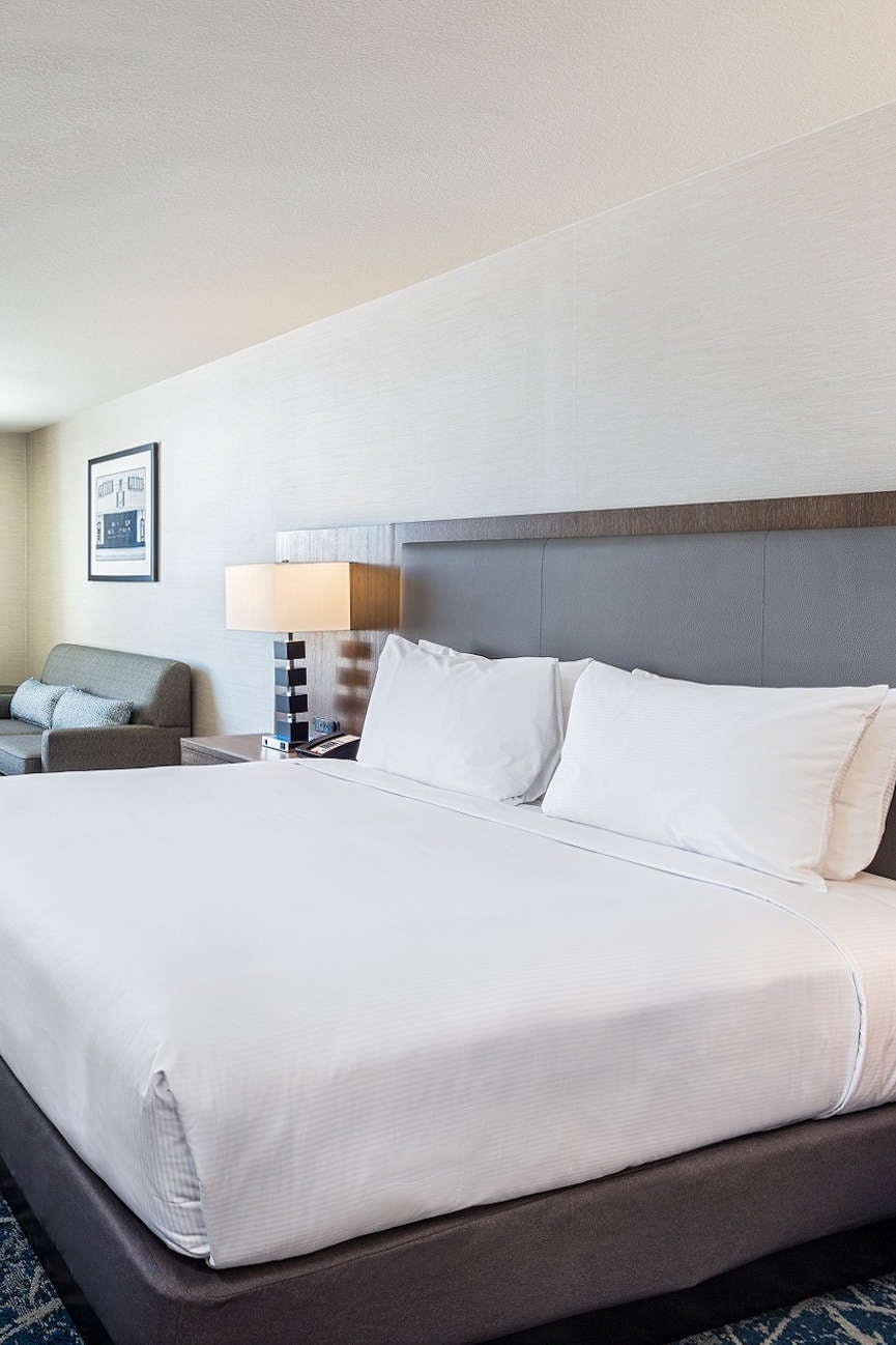 Hotel Doubletree By Hilton Pomona photo 2