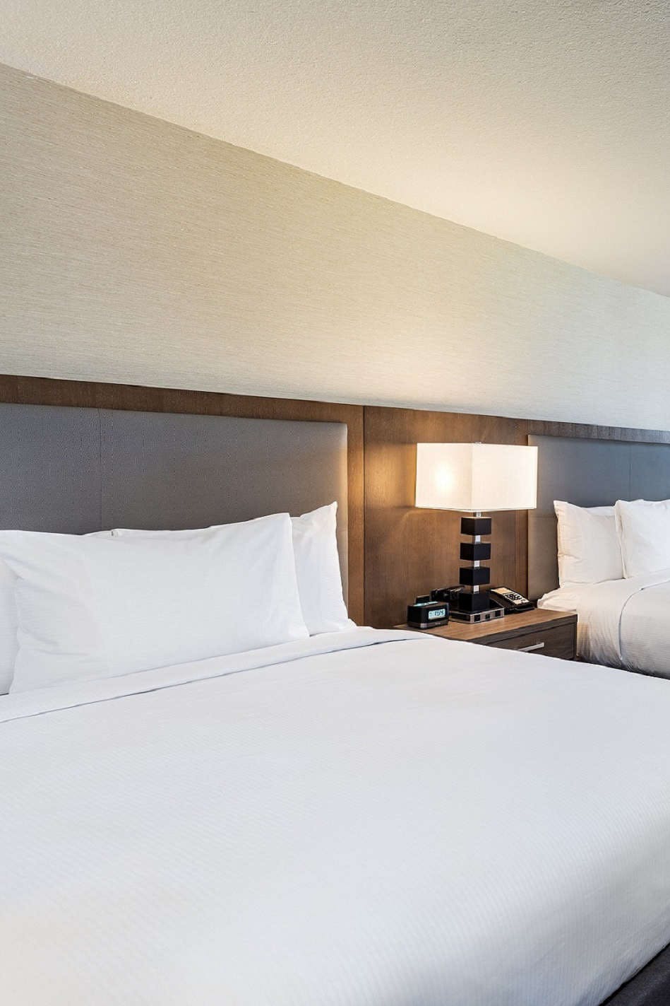 Hotel Doubletree By Hilton Pomona photo 3