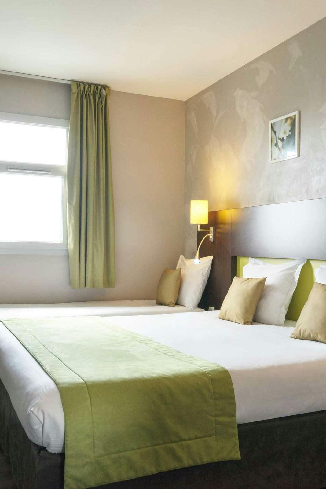 Hotel The Originals City, Hôtel Novella Premium, Nantes Est photo 2