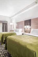 Hotel Quality Inn & Suites Augusta photo 4