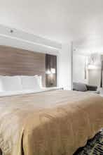 Hotel Quality Inn & Suites Augusta photo 1