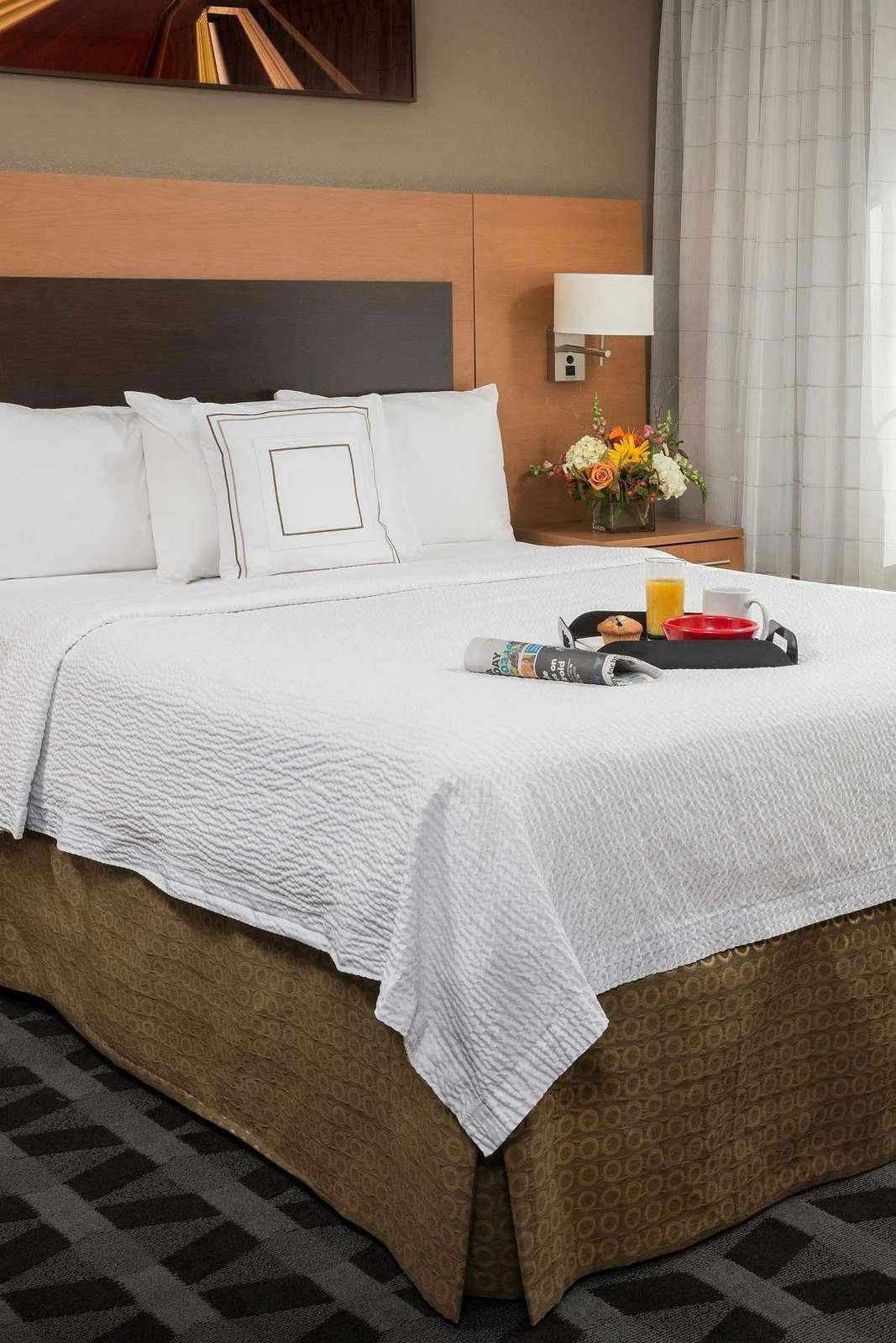 Hotel TownePlace Suites Bend Near Mt. Bachelor photo 1