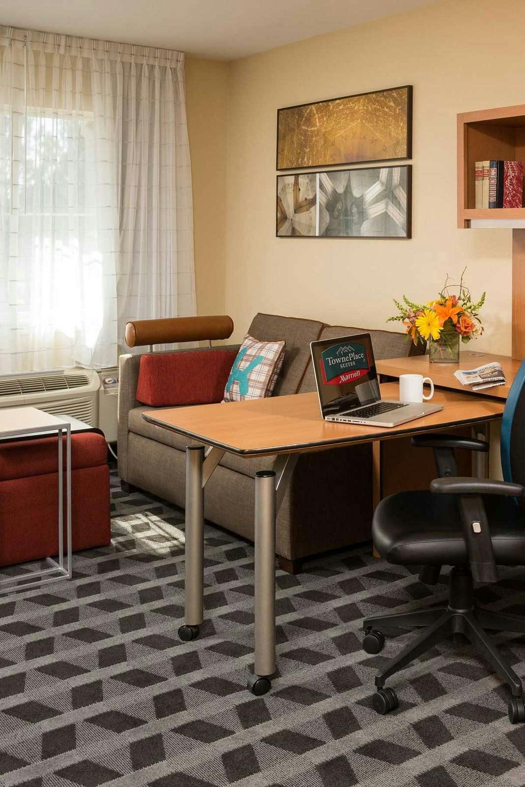 Hotel TownePlace Suites Bend Near Mt. Bachelor photo 4