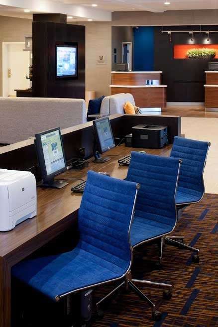 Hotel Courtyard Cypress Anaheim Orange County photo 3