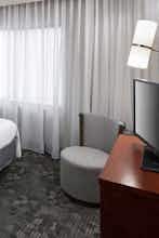Hotel Courtyard Miami at Dolphin Mall photo 2