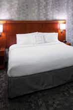 Hotel Courtyard Santa Clarita Valencia photo 2