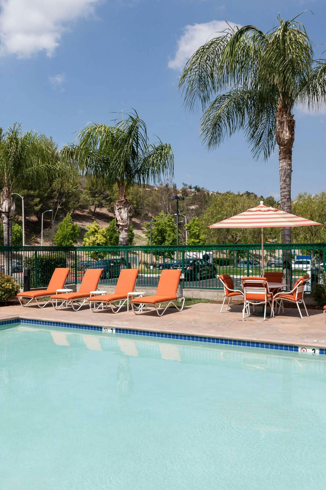 Hotel Residence Inn Santa Clarita Valencia photo 1