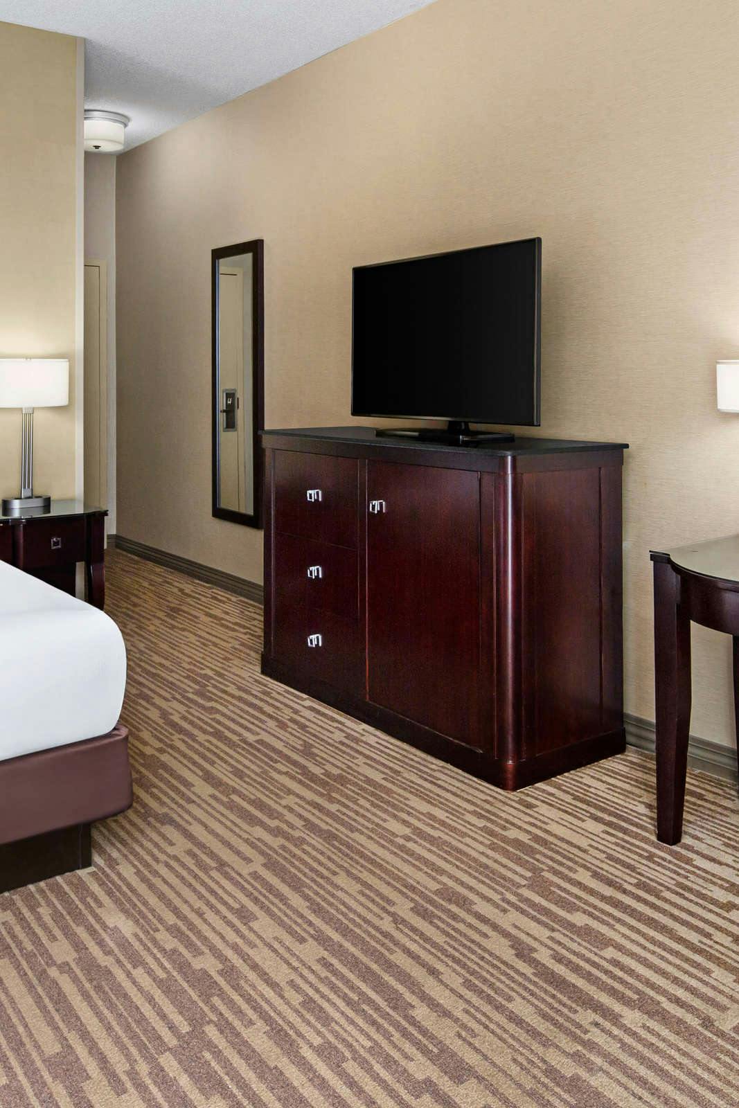 Hotel DoubleTree by Hilton Hotel Raleigh-Durham Airport at Research Triangle Park photo 2