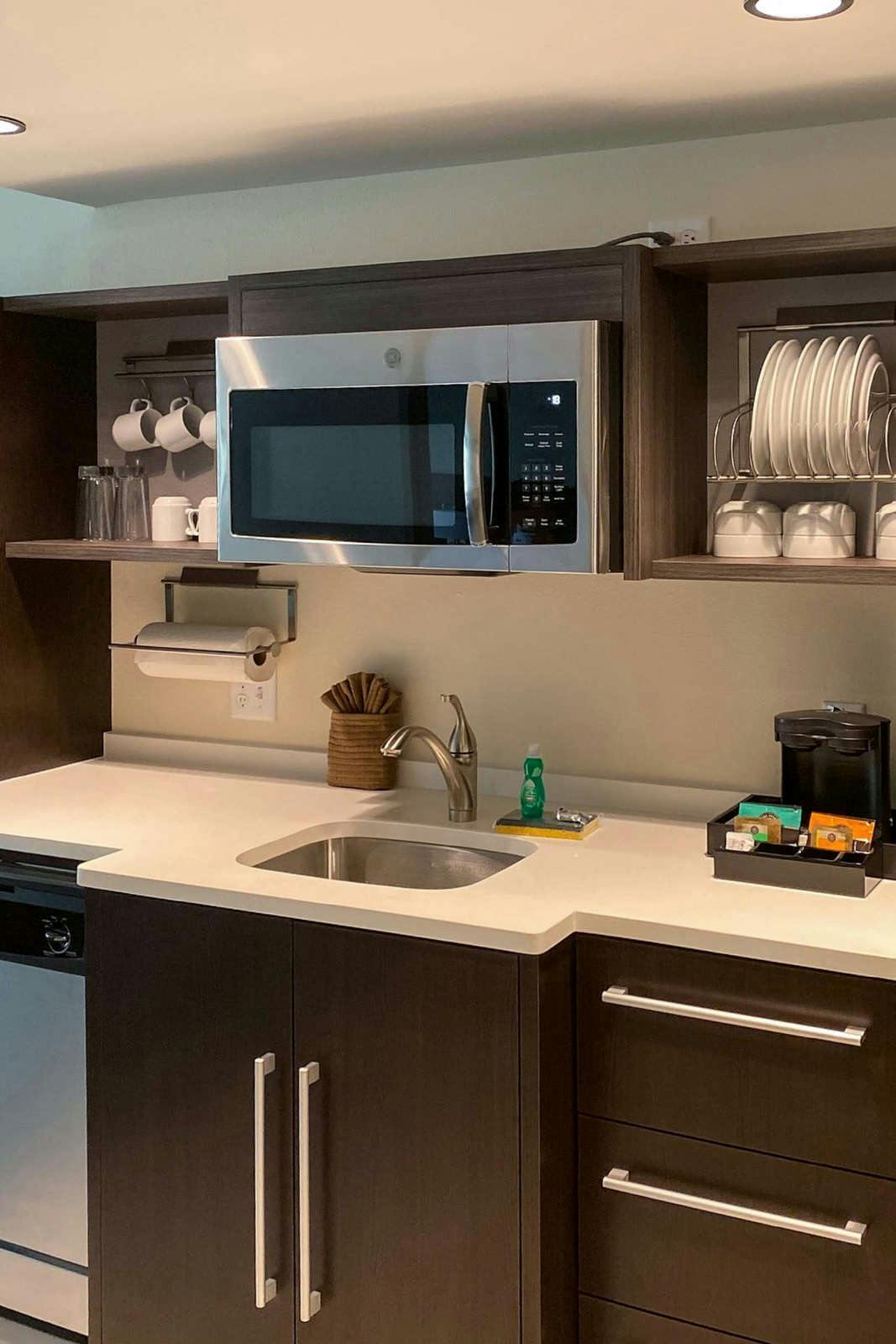 Hotel Home2 Suites Long Island Brookhaven photo 4