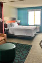 Hotel Home2 Suites Long Island Brookhaven photo 2