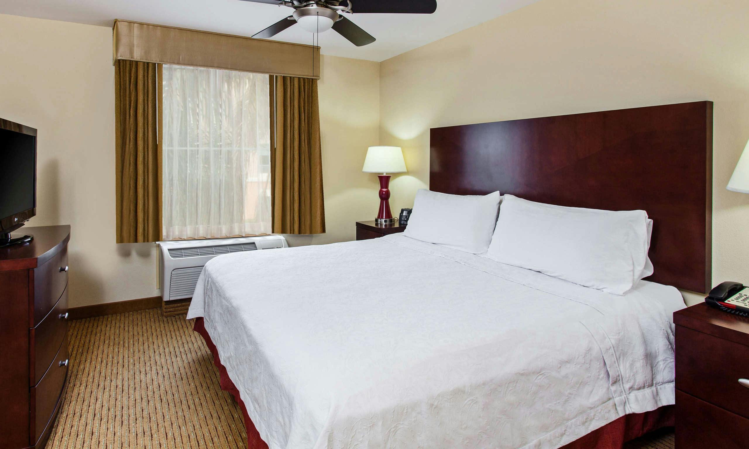 Homewood Suites Fresno Airport Clovis