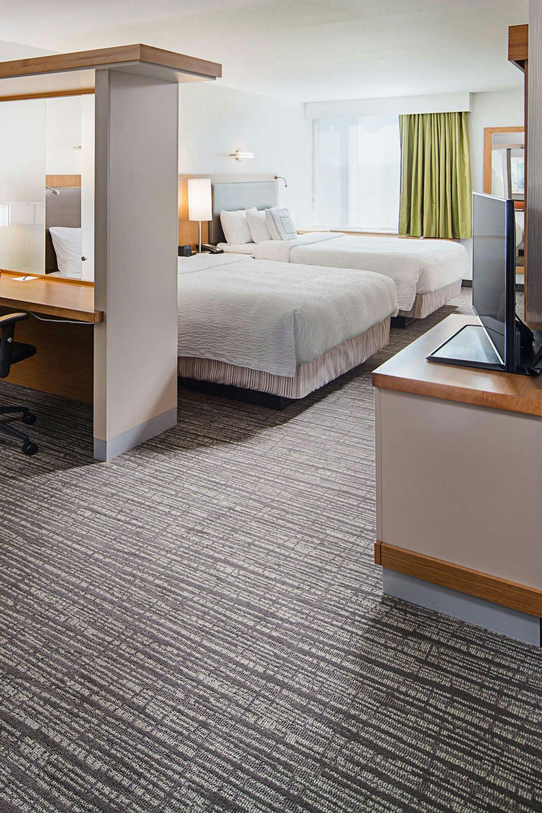 Hotel Springhill Suites Carle Place Garden City photo 1