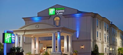 Holiday Inn Express Hotel & Suites College Station