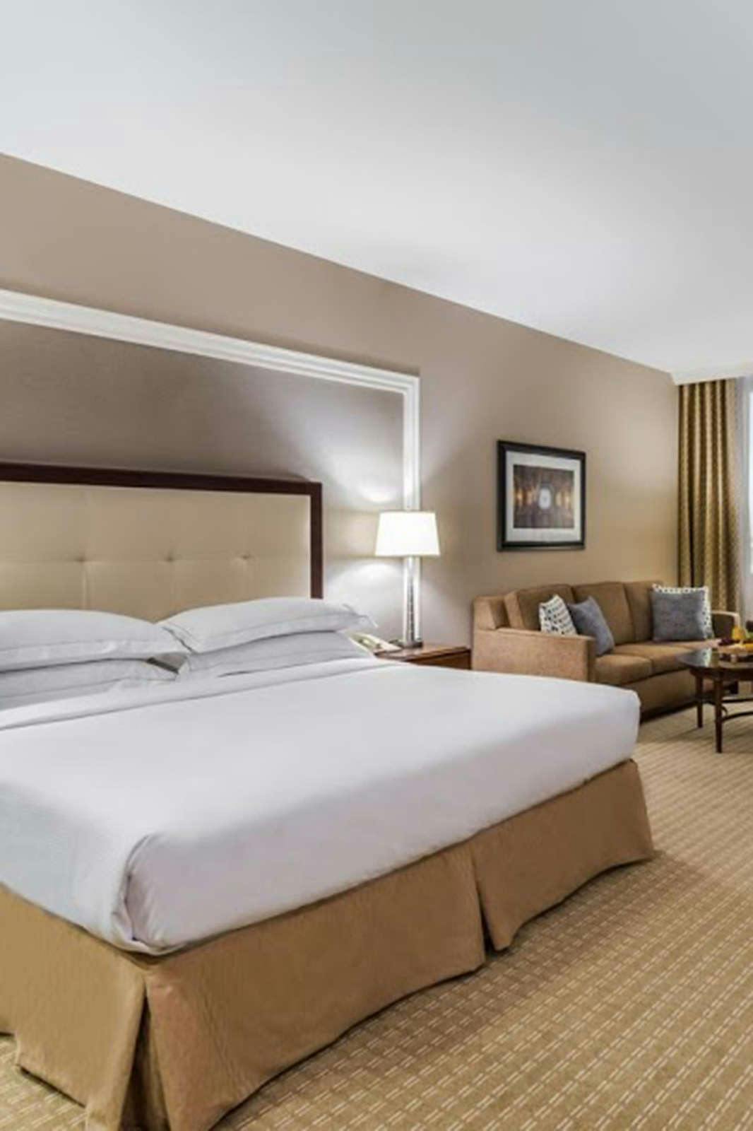 Hotel Hilton Indianapolis Hotel & Suites photo 1