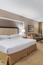 Hotel Hilton Indianapolis Hotel & Suites photo 1