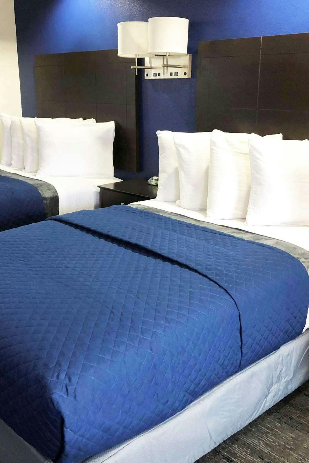 Hotel Executive Inn & Suites Joaquin photo 4