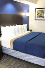 Hotel Executive Inn & Suites Joaquin photo 1