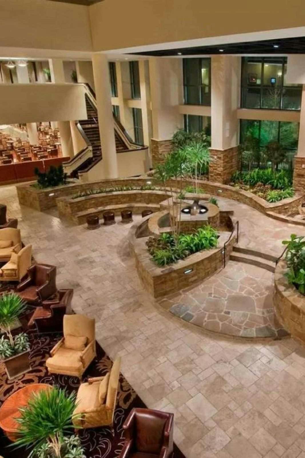 Hotel Embassy Suites San Antonio Riverwalk Downtown photo 4